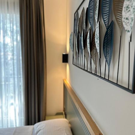 Esmahan Forest And Pool By Zehra Suites 马尔马里斯 外观 照片